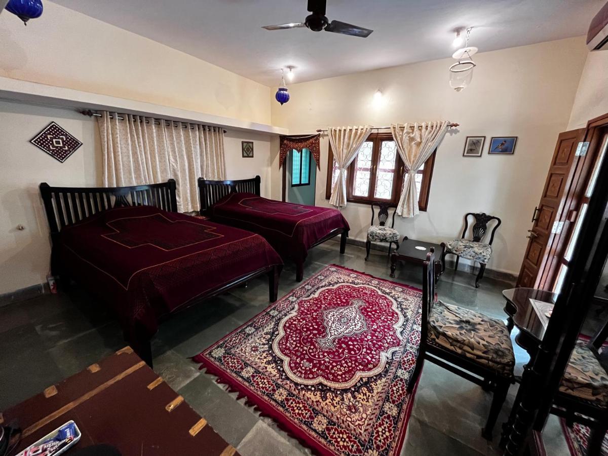 Sharad Baug Homestay Bhuj Exterior photo