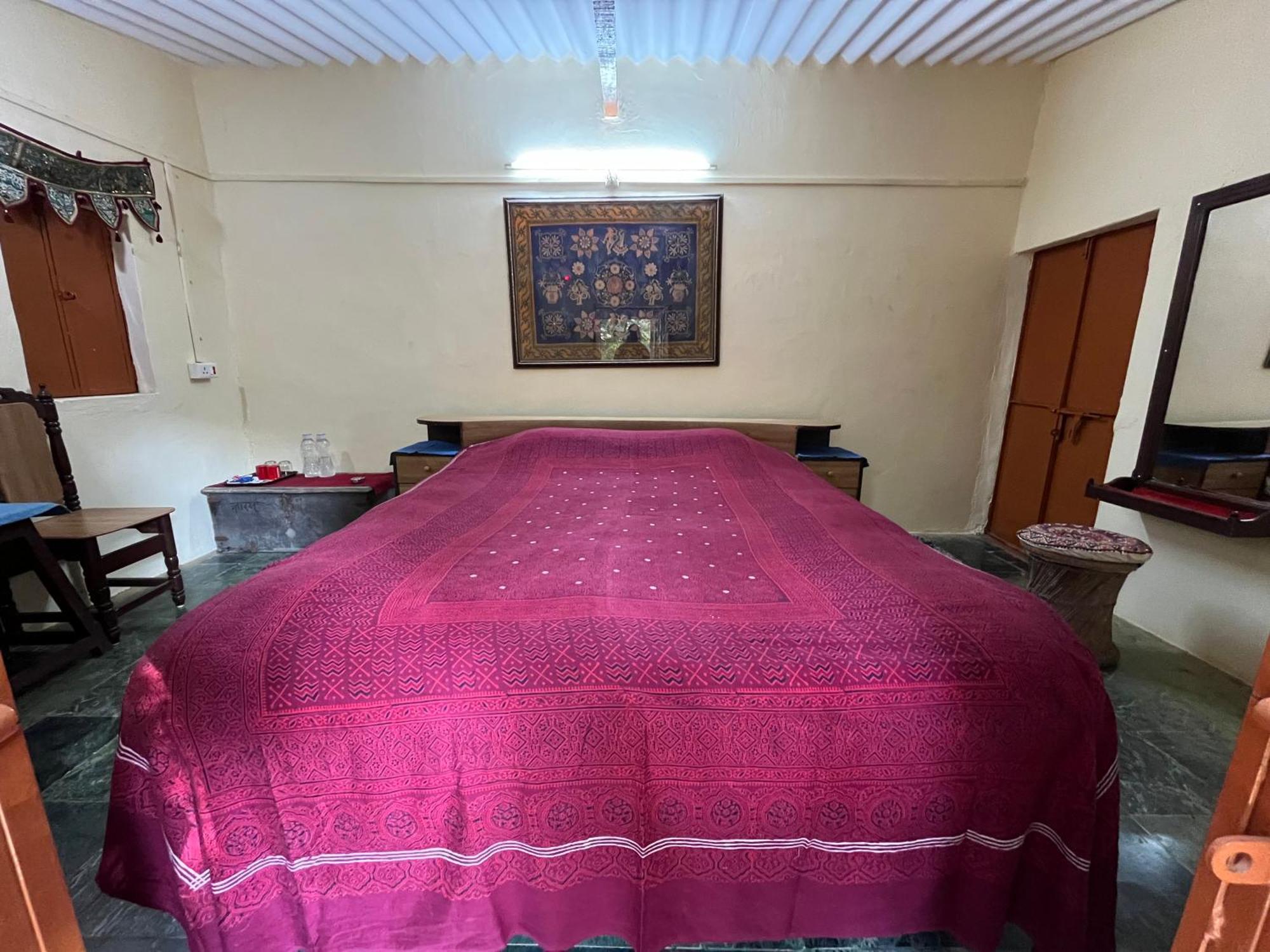 Sharad Baug Homestay Bhuj Exterior photo
