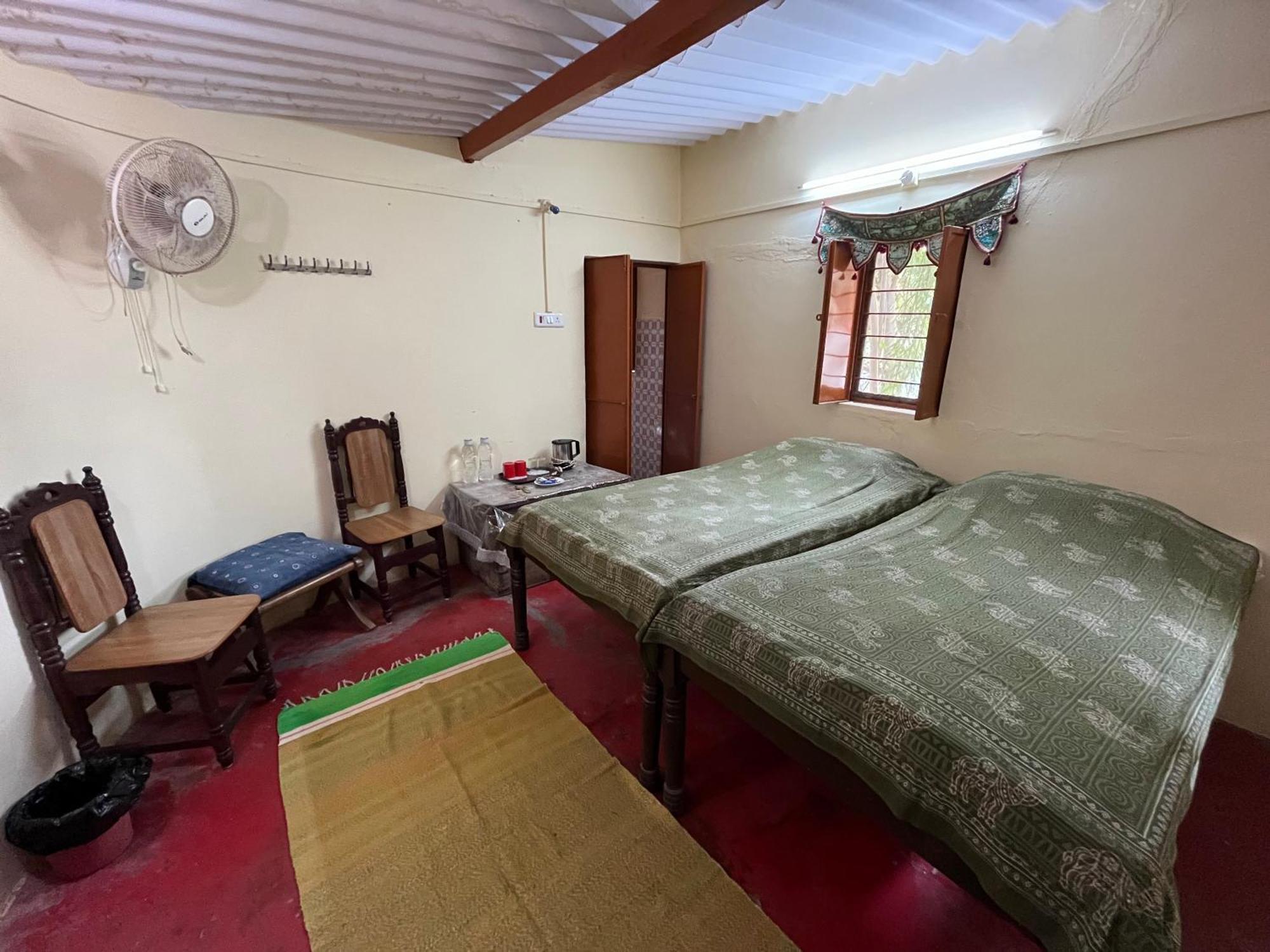 Sharad Baug Homestay Bhuj Exterior photo